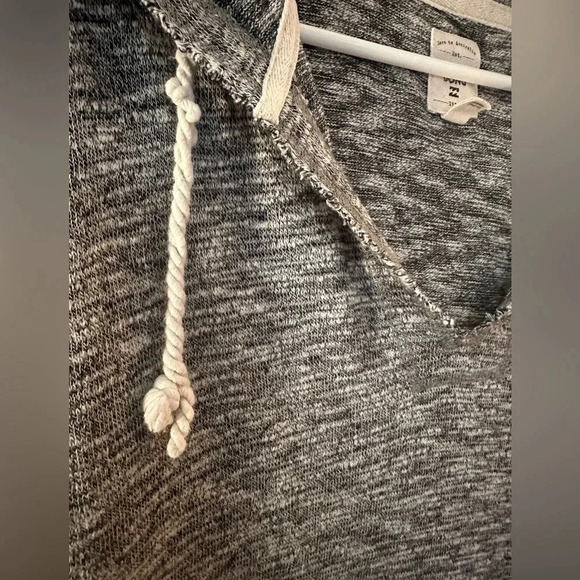 Billabong grey hooded sweatshirt - Picture 3 of 6
